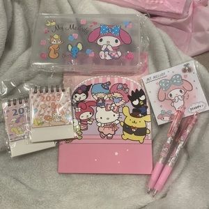 My Melody Stationary Bundle 🍓🎀